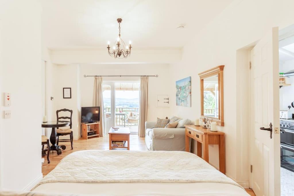 The Stable - Cottage With A Spectacular Lake View Port Of Menteith Екстер'єр фото