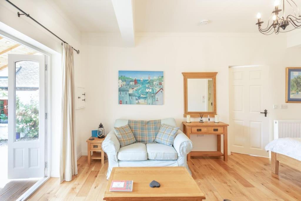 The Stable - Cottage With A Spectacular Lake View Port Of Menteith Екстер'єр фото