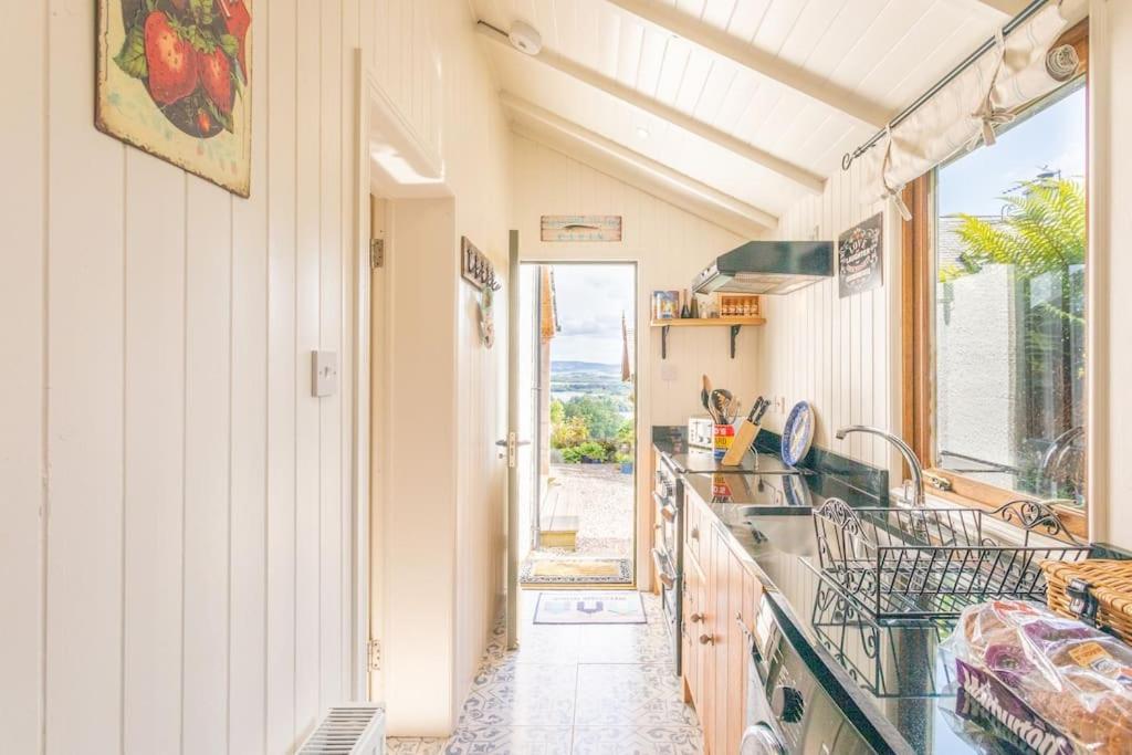 The Stable - Cottage With A Spectacular Lake View Port Of Menteith Екстер'єр фото